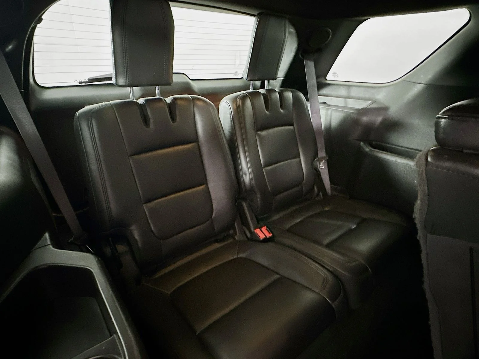 Used 2014 Ingot Silver Ford Limited image 27