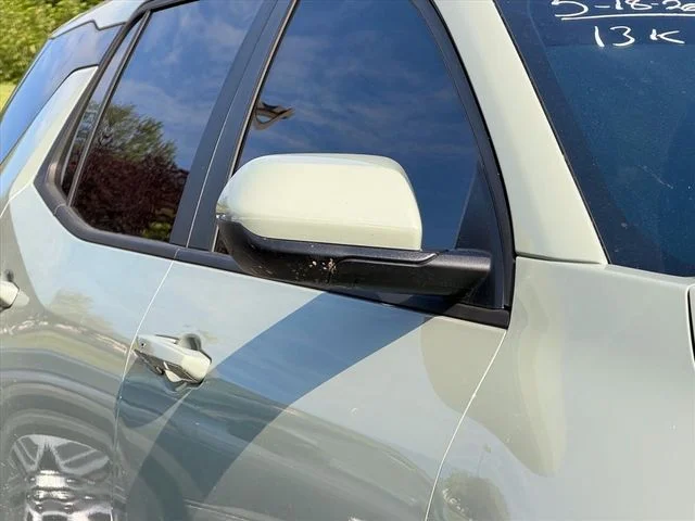 Used 2025 Green Chevrolet LT image 9