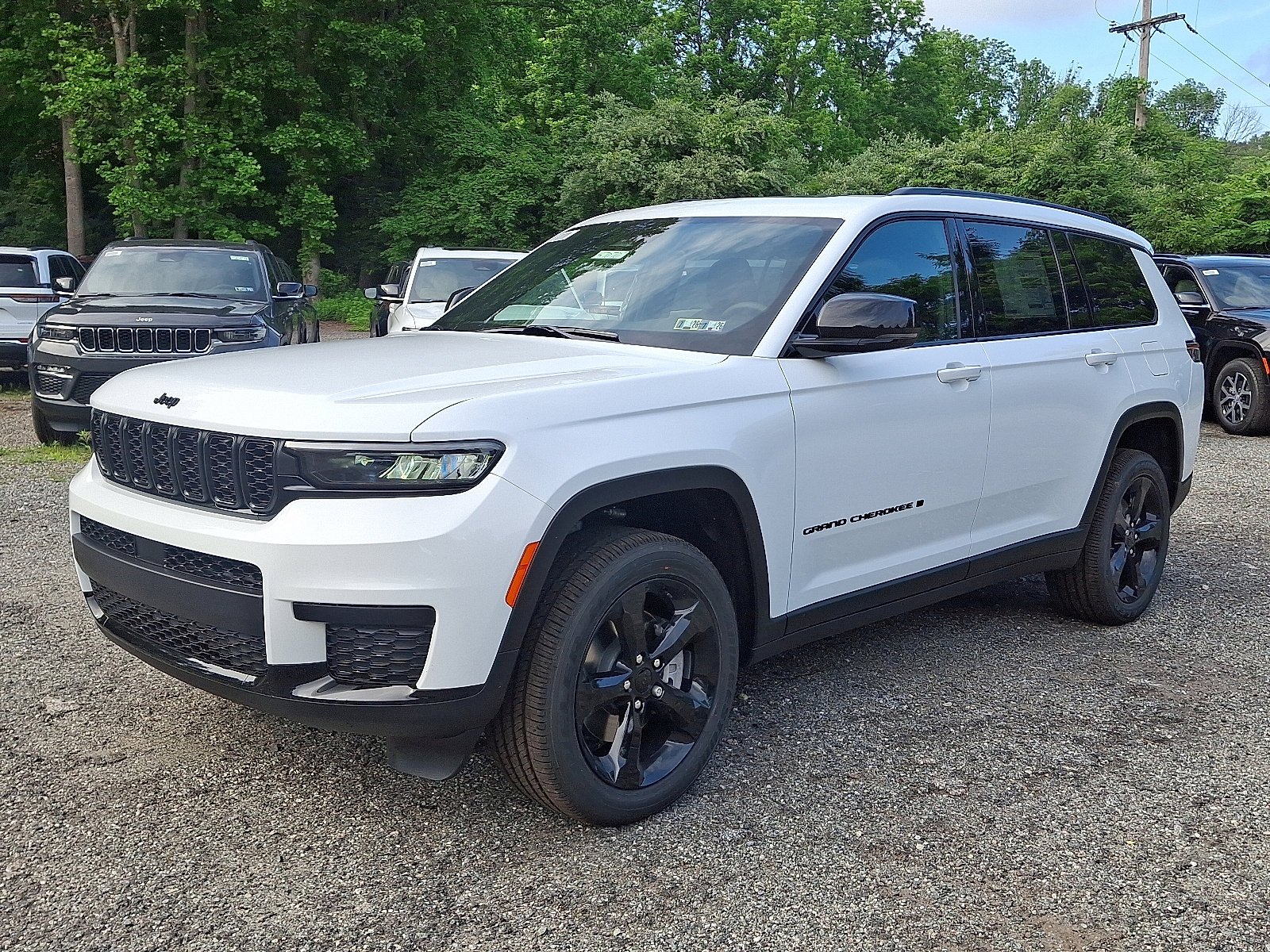 2025 Jeep Grand Cherokee L Altitude - Photo 2
