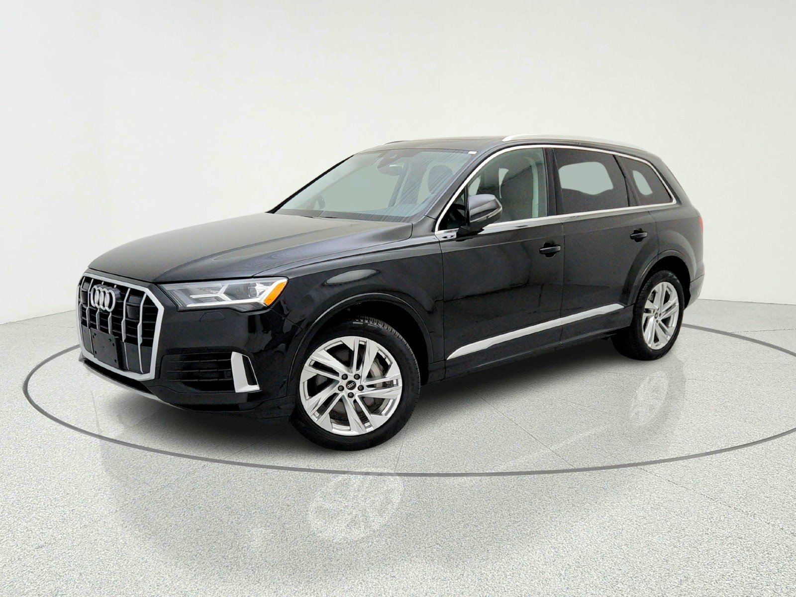 2023 Audi Q7 55 Premium Plus quattro Tiptronic's photo