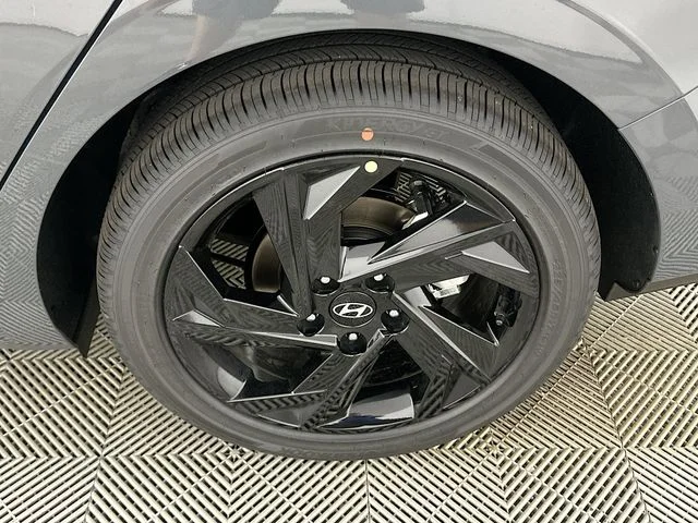 New 2026 Hyundai ELANTRA SEL Sport