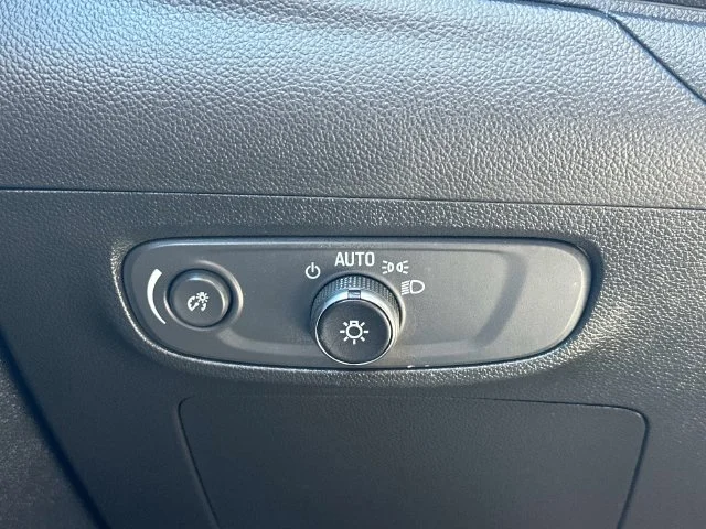 Used 2024 Red Buick Sport Touring image 28