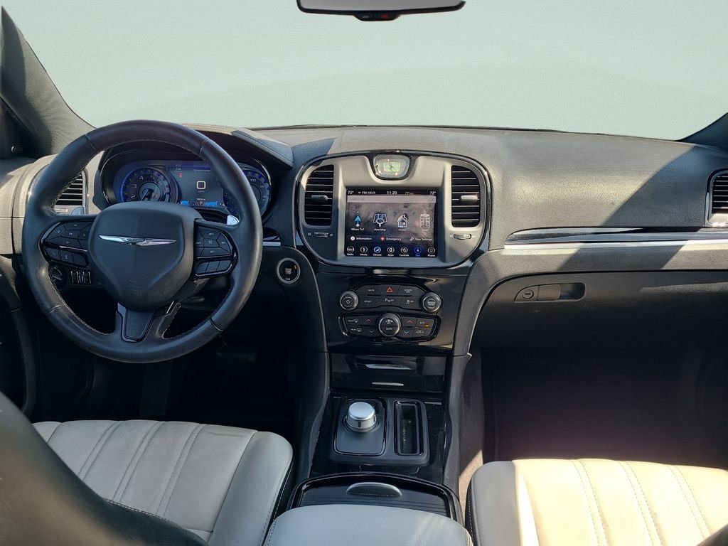 Used 2018 White Chrysler S image 11