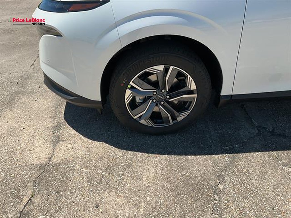 New 2026 Everest White Pearl TriCoat Nissan SL image 8