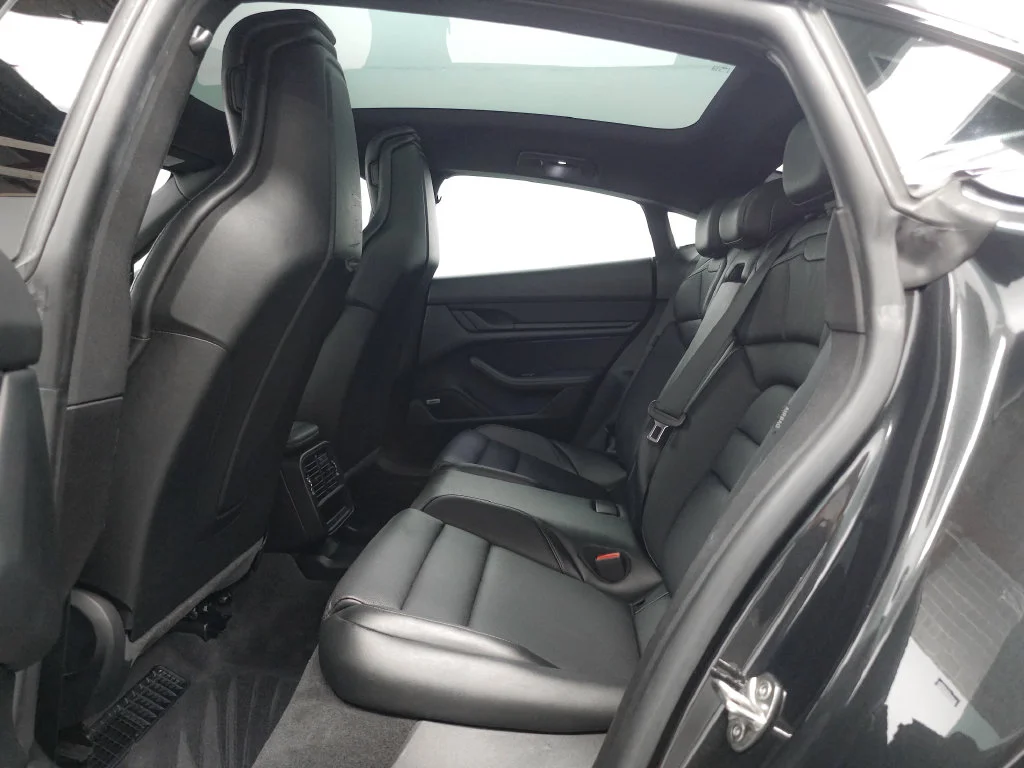 Used 2022 Volcano Grey Metallic Porsche Base image 27