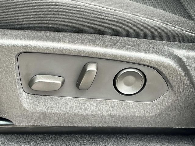 Used 2025 Gray Chevrolet LT image 21