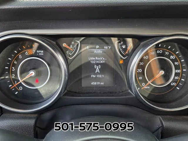 Used 2023 White Jeep Sport image 32