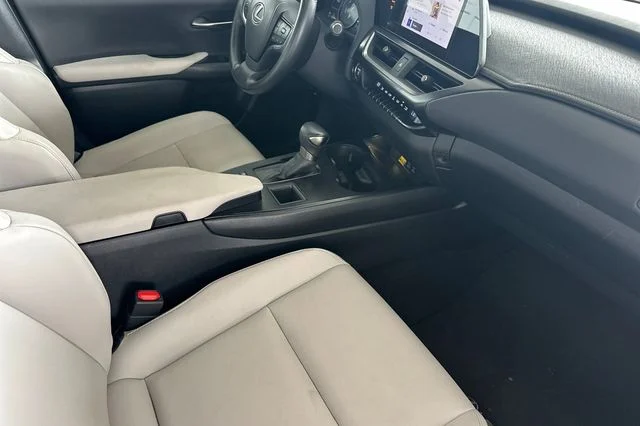 Used 2023 Silver Lexus 250h Base image 19