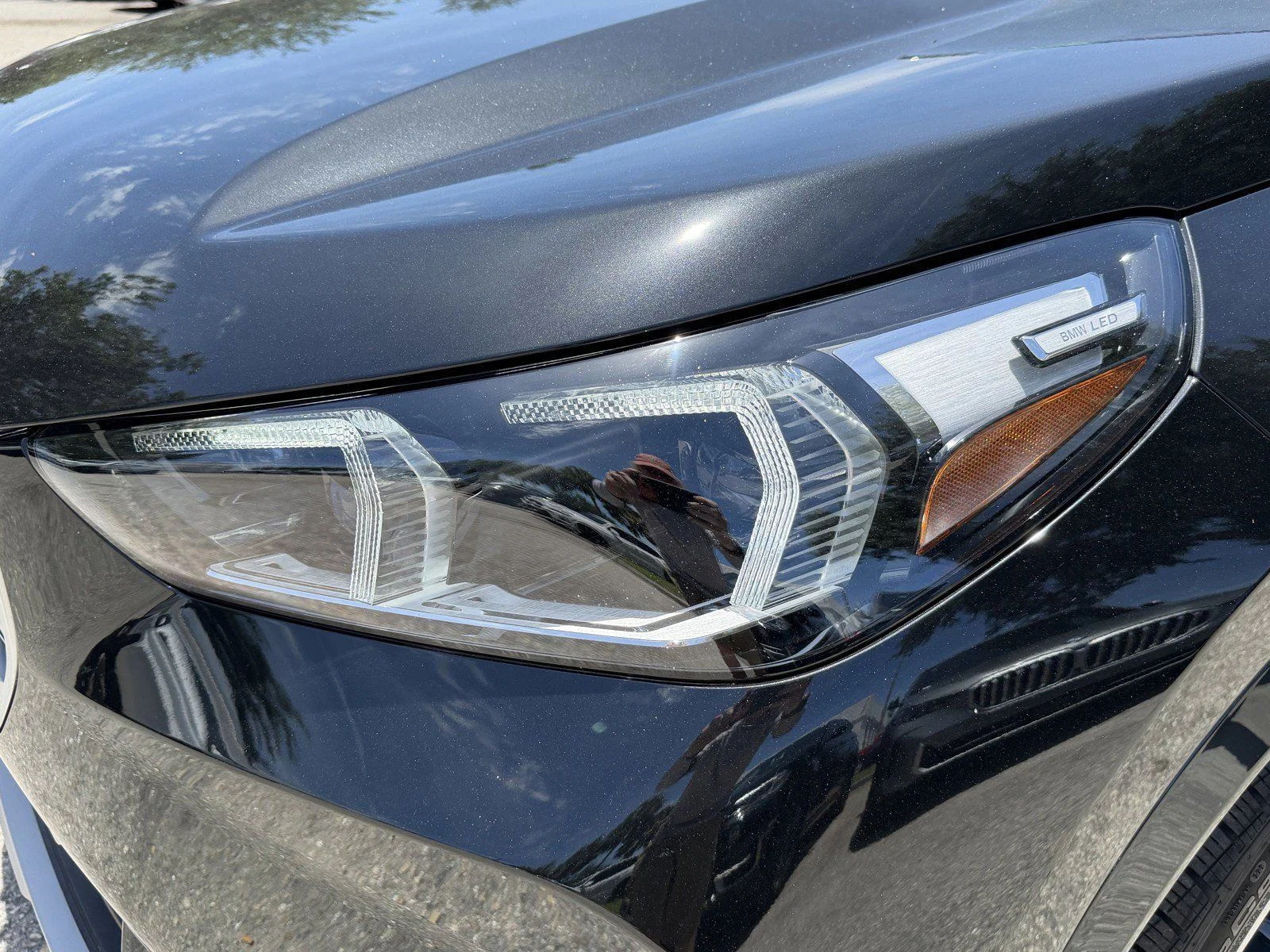 New 2026 Black Sapphire Metallic BMW xDrive28i image 9