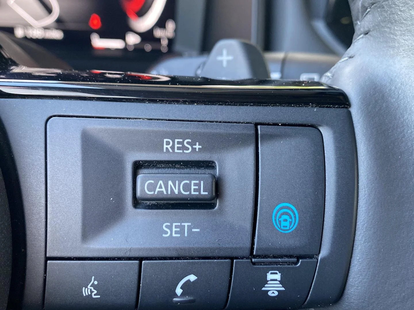 Used 2023 Boulder Gray Pearl Nissan Platinum image 42