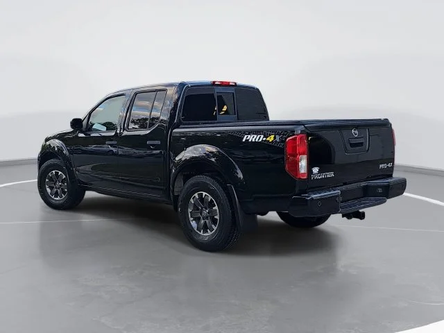 Used 2018 Black Nissan PRO-4X image 5