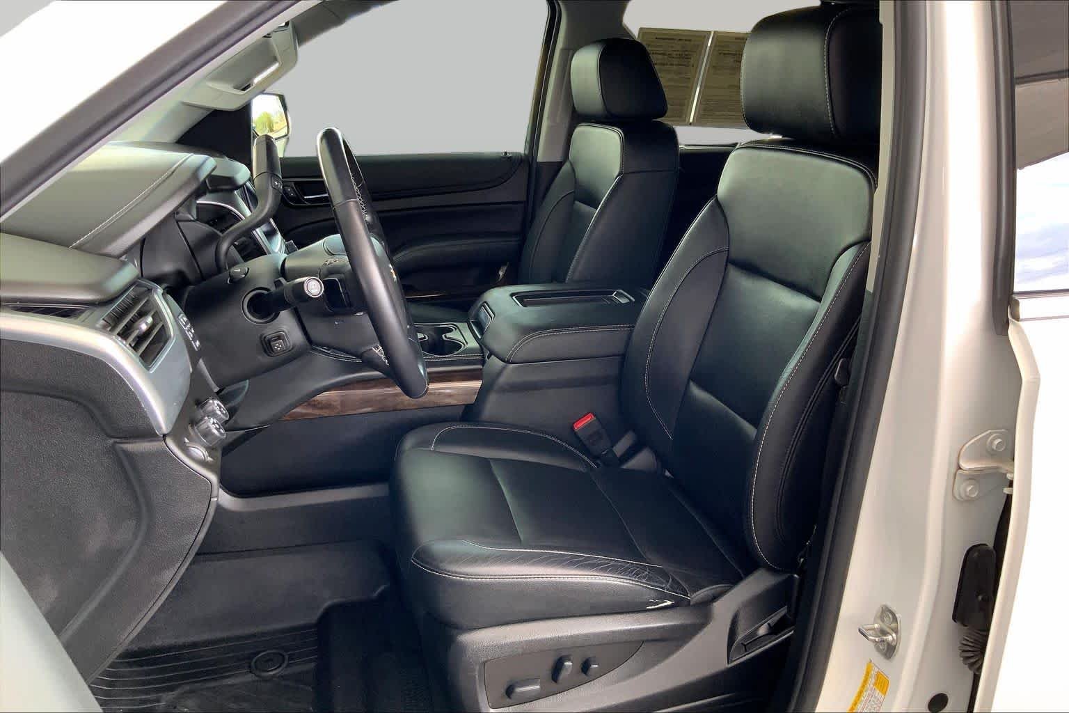 Used 2019 Summit White Chevrolet LT image 8