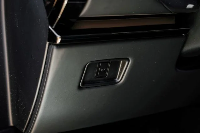 New 2026 Gray Land Rover SE image 35