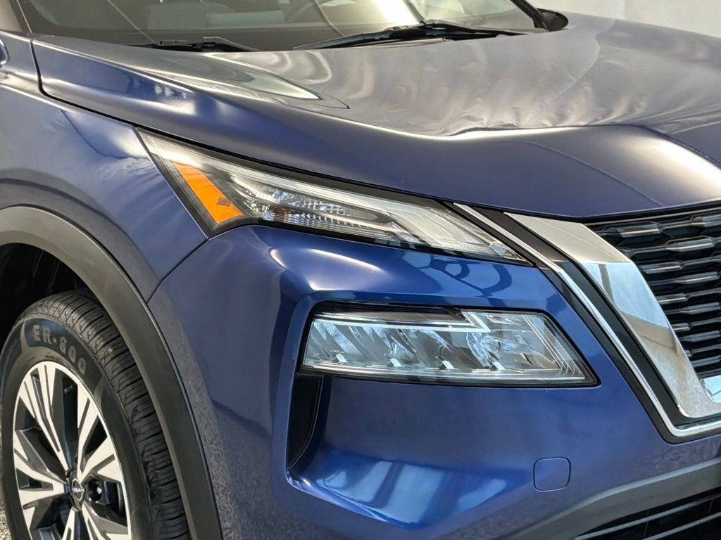 Used 2023 Blue Nissan SV image 11
