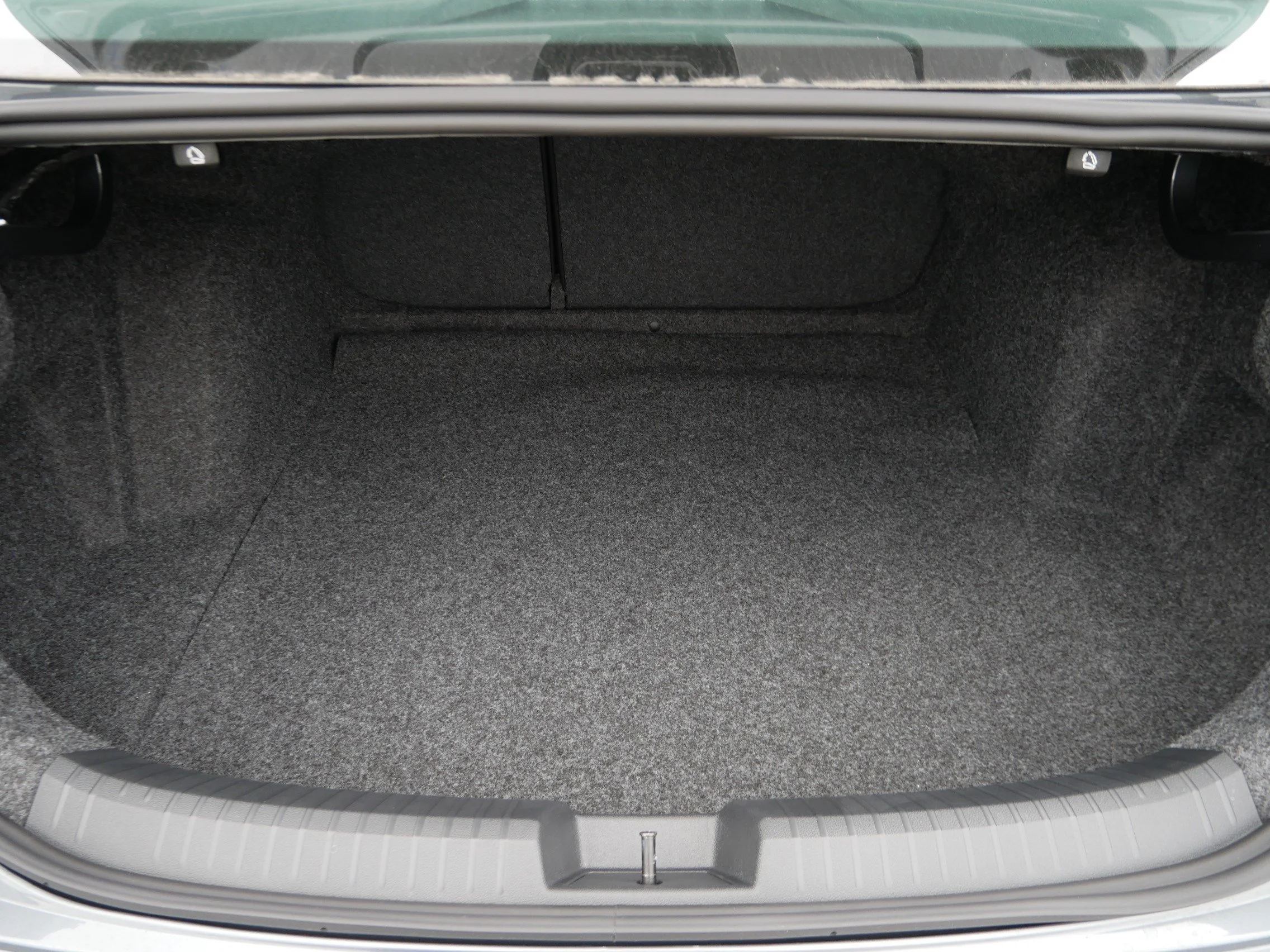New 2026 Platinum Gray Metallic Volkswagen S image 6