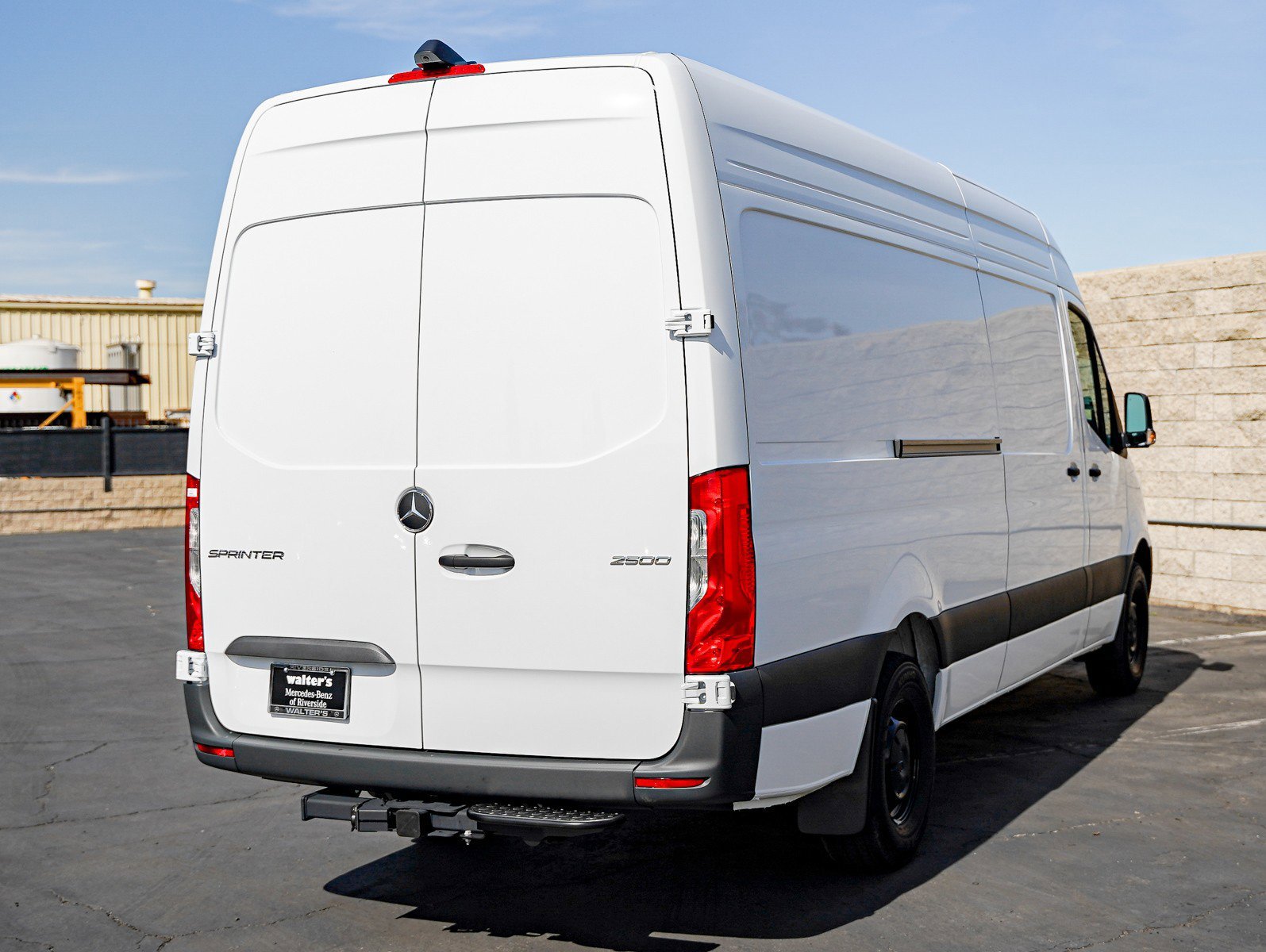 New 2026 Arctic+White Mercedes-Benz 2500 High Roof I4 Diesel 170 RWD image 6