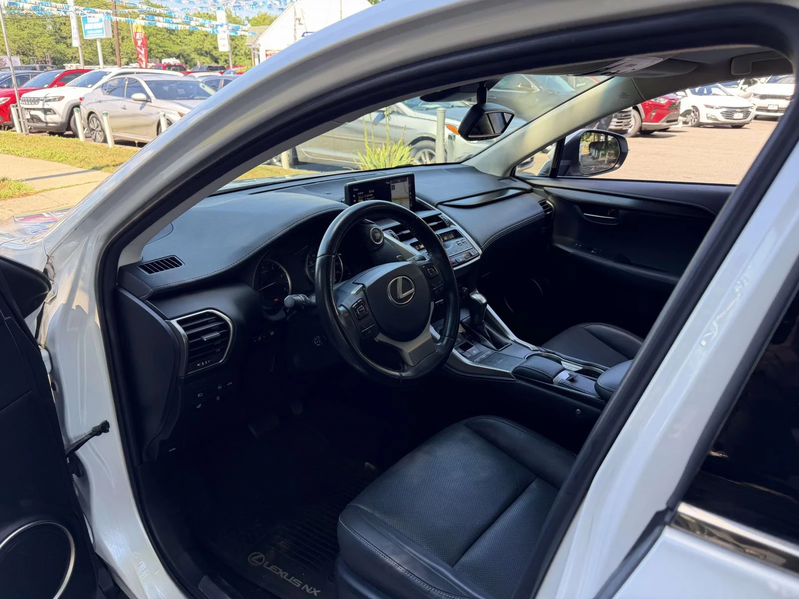 Used 2019 White Lexus 300 Base image 18