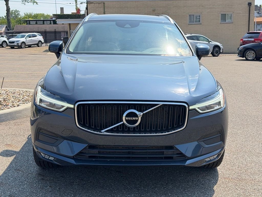 Used 2021 Blue Volvo T5 Momentum image 6