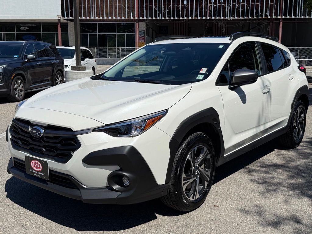 Used 2024 Crystal White Pearl Subaru Premium image 4