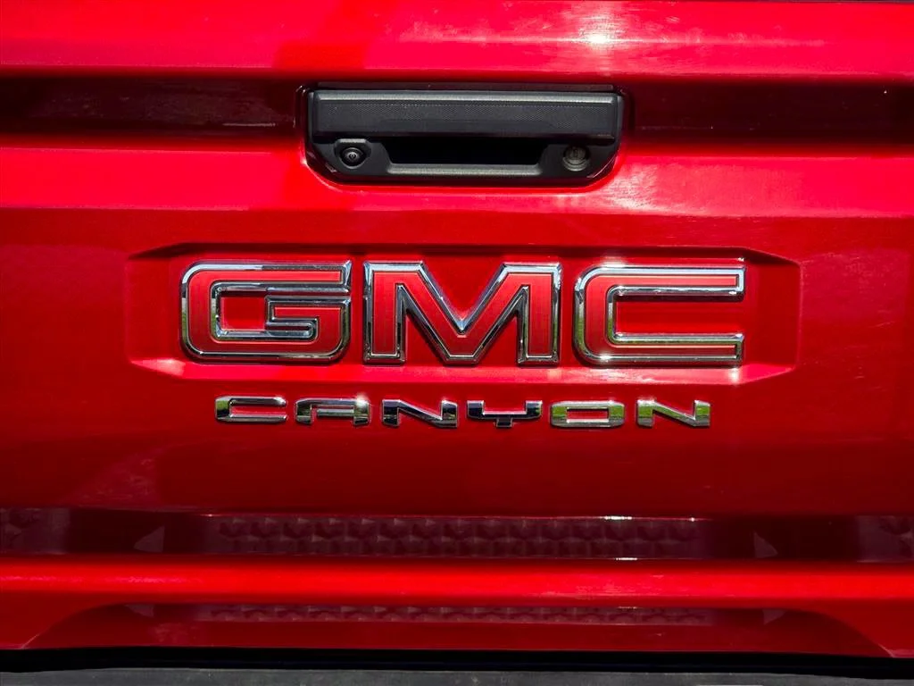 Used 2025 Volcanic Red Tintcoat GMC Elevation image 14