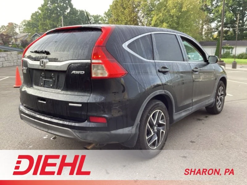 Used 2016  Honda SE image 7