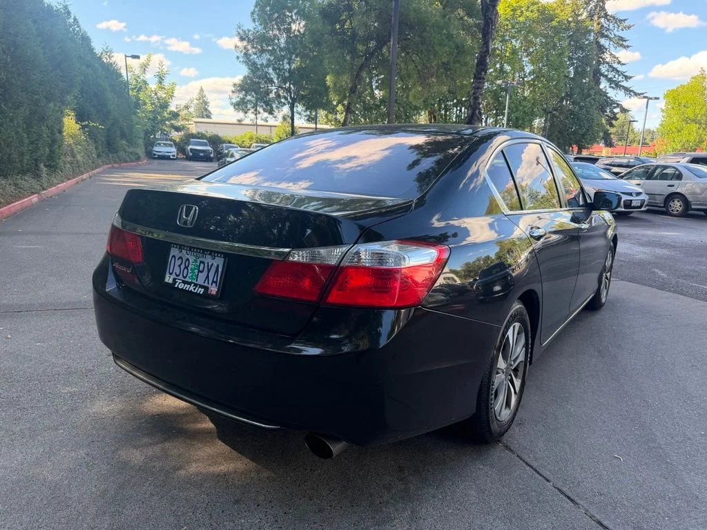 Used 2014 Crystal Black Pearl Honda LX image 4