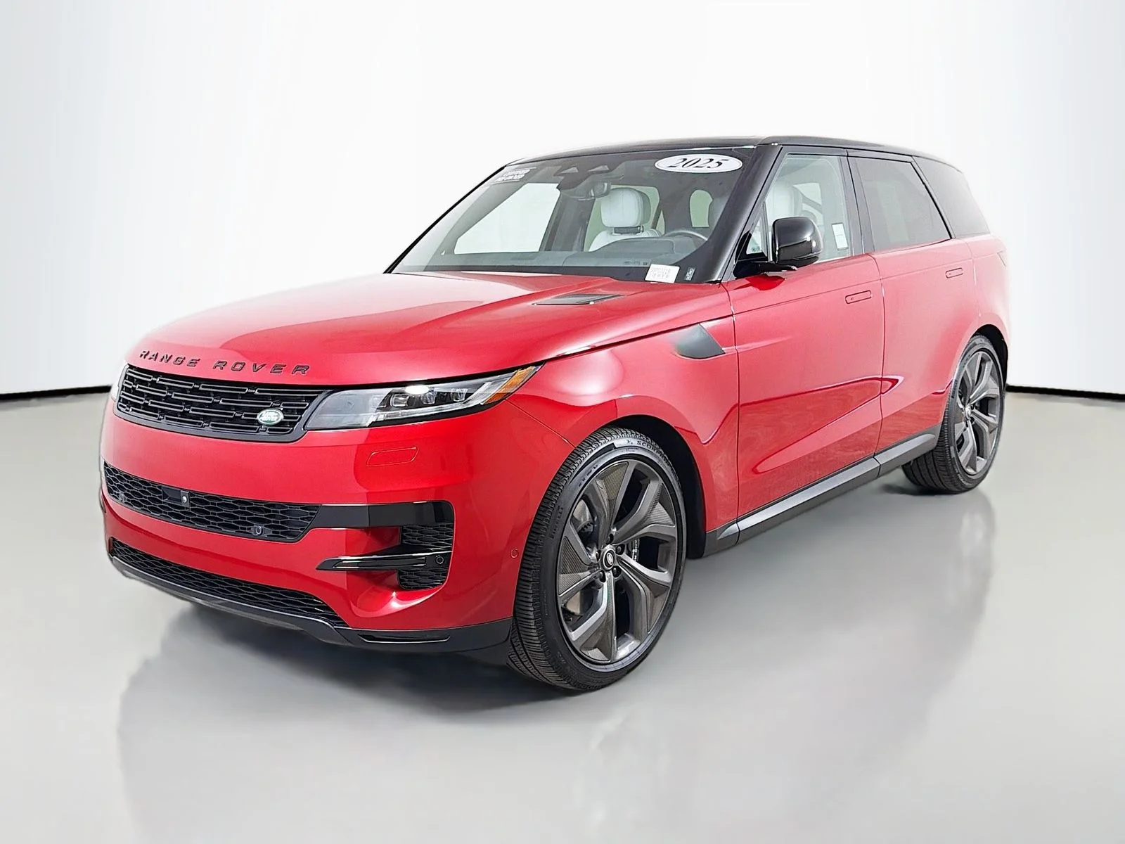2025 Land Rover Range Rover Sport P360 SE MHEV's photo