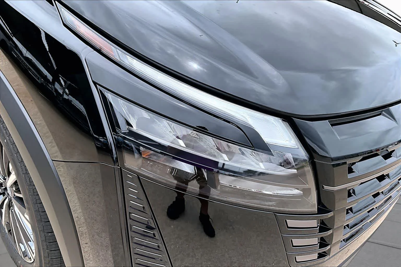 New 2026 Super Black Nissan Platinum image 13