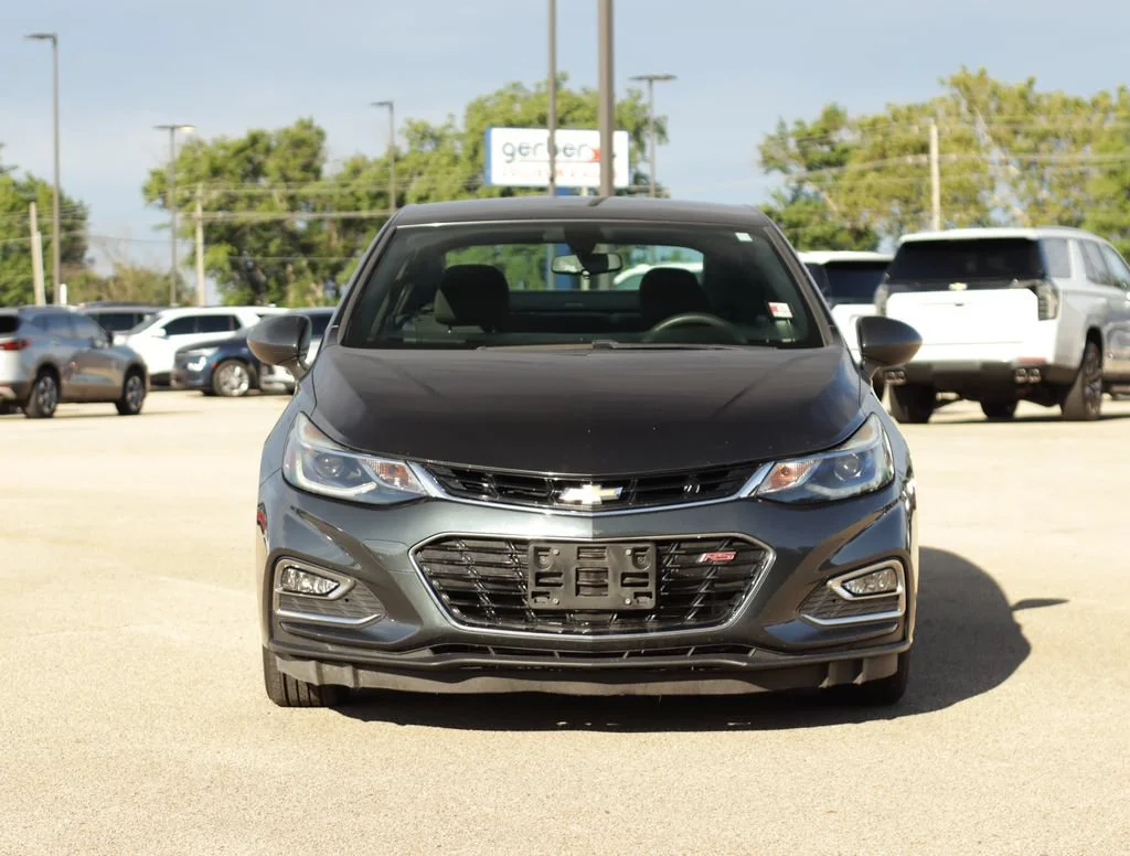 Used 2017 Chevrolet Cruze LT with VIN 1G1BE5SM2H7221358 for sale in Pekin, IL