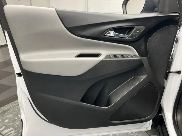 Used 2023 Summit White Chevrolet LS image 6