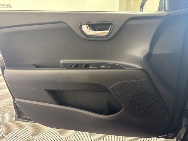 Used 2020 Black Kia LX image 17