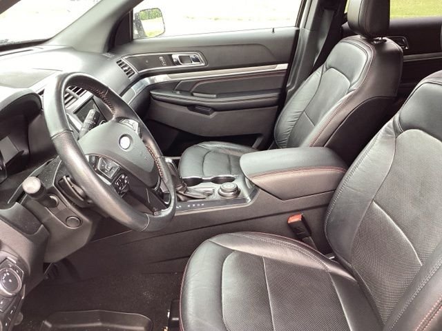 Used 2019 White Platinum Clearcoat Metallic Ford Sport image 29