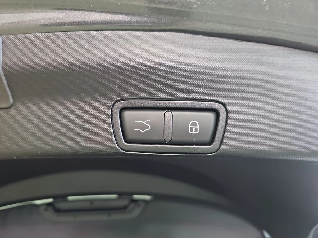Used 2023 Gray Alfa Romeo Veloce image 13