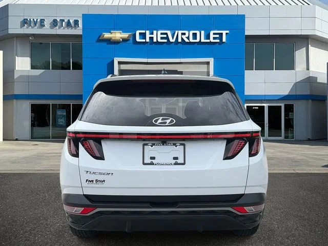 Used 2022 Gray Hyundai SEL image 5