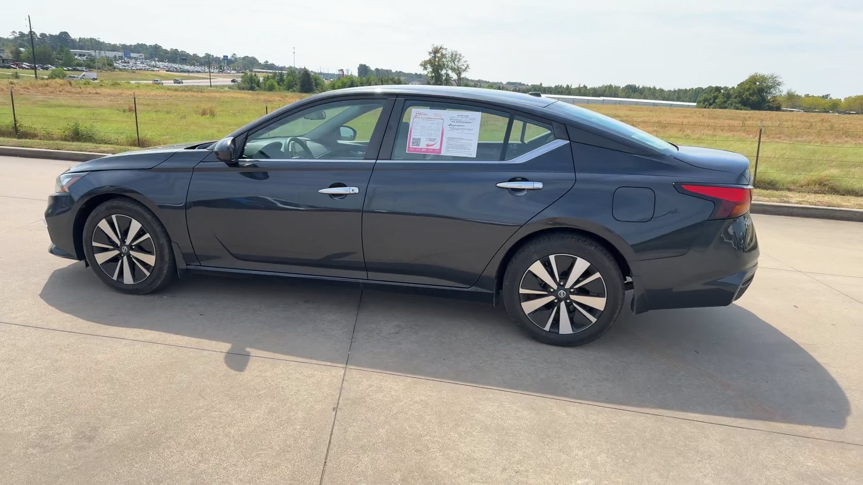 Used 2022 Storm Blue Metallic Nissan 2.5 SV image 6