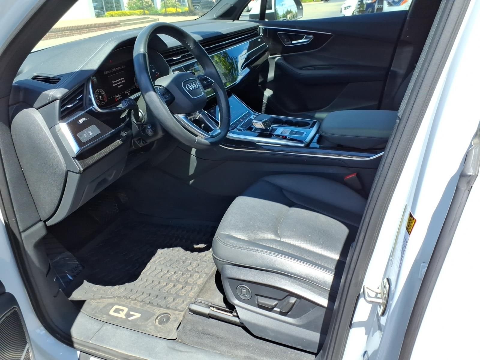 Used 2023 White Audi  image 11