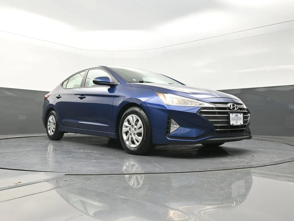 Used 2020 Blue Hyundai SE image 23