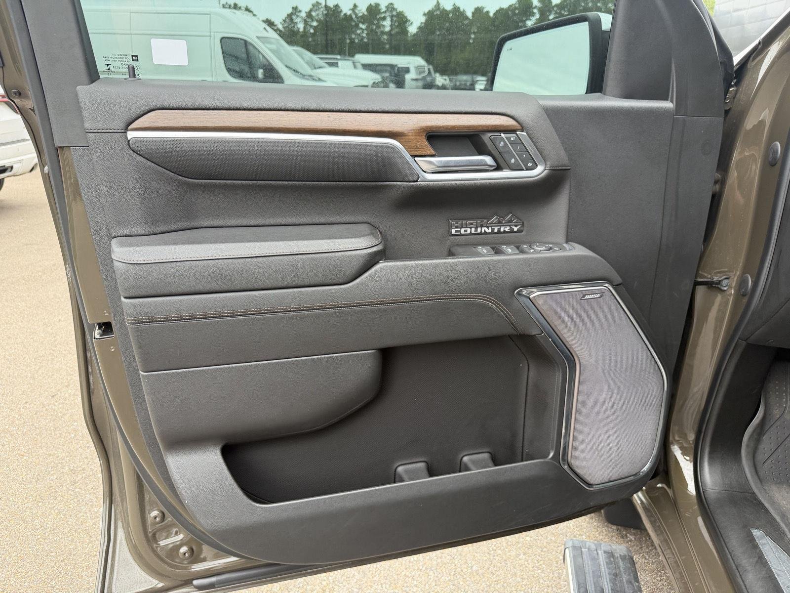 2023 Chevrolet Silverado 1500 High Country - Photo 15