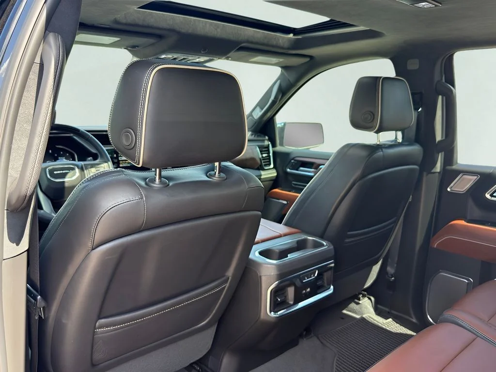 Used 2024 Black GMC Denali Ultimate image 25