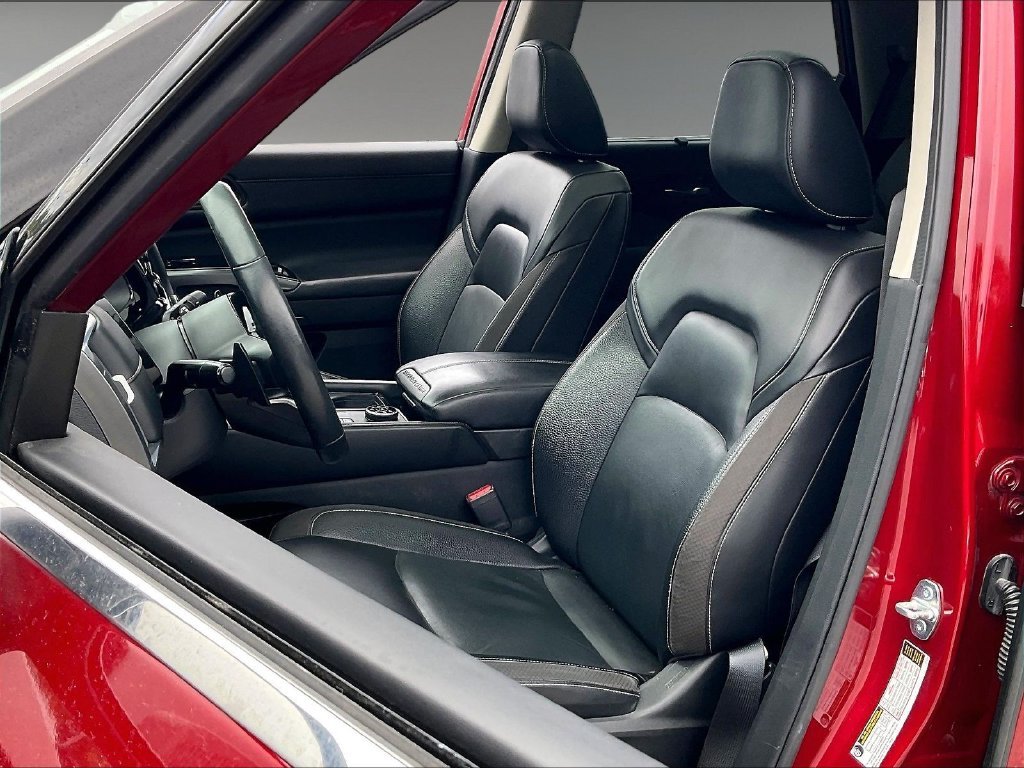 Used 2022 Scarlet Ember Tintcoat/Super Black Nissan SL image 9
