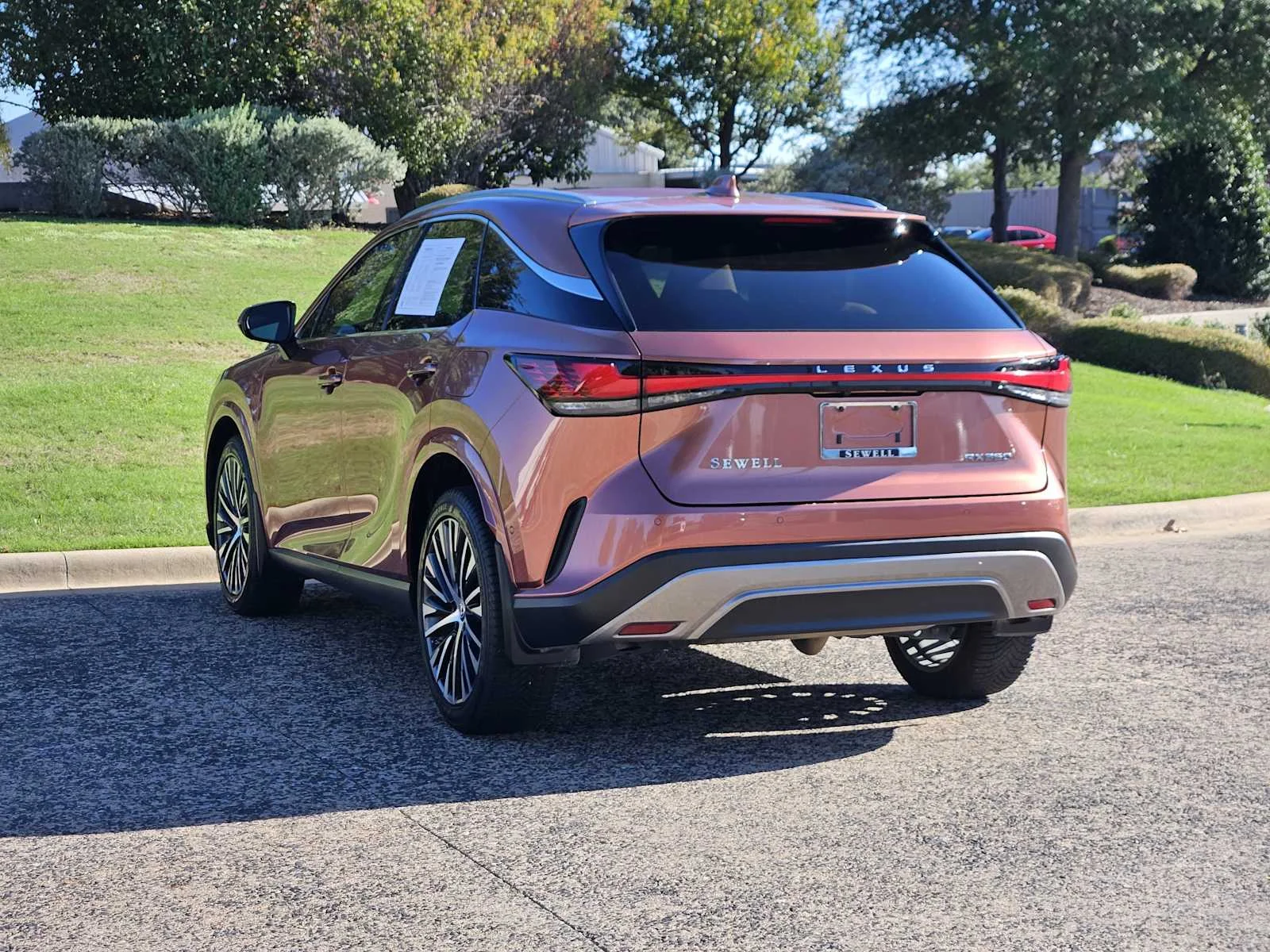 Certified Used 2024 COPPER CREST Lexus Premium Plus image 3