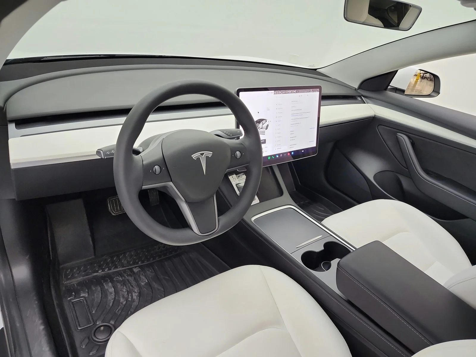 Used 2021 Pearl White Multi-Coat Tesla Standard Range Plus RWD image 9
