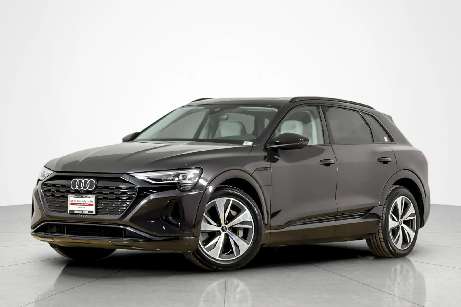 2024 Audi Q8 e-tron