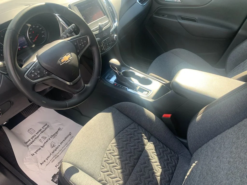Used 2023 White Chevrolet LT image 11