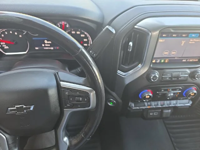 Used 2022 White Chevrolet RST image 24