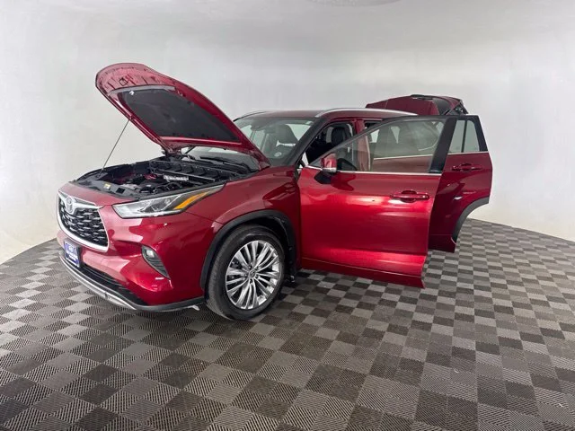Used 2023 Red Toyota Platinum image 11