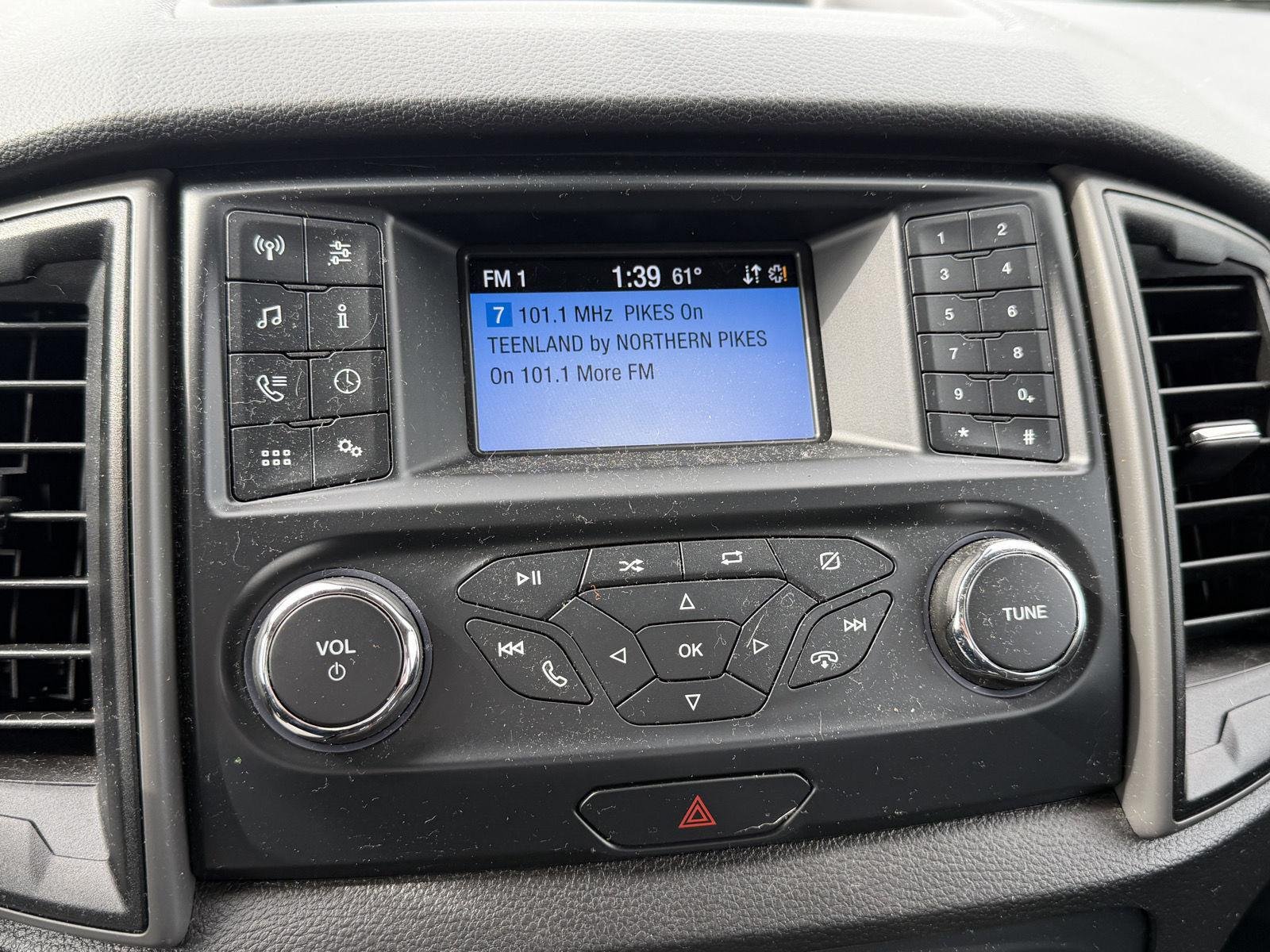 Used 2020 Magnetic Ford XL image 7