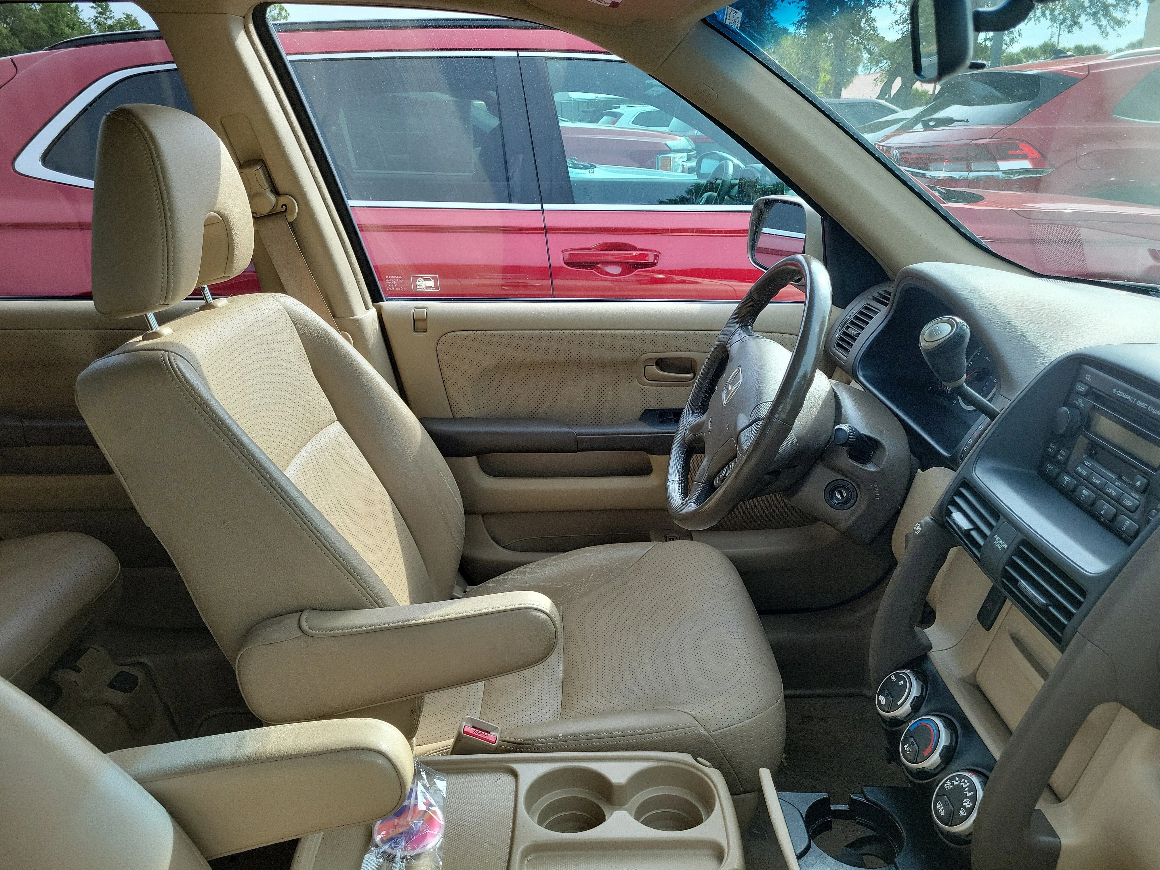 Used 2006 Sahara Sand Metallic Honda SE image 3