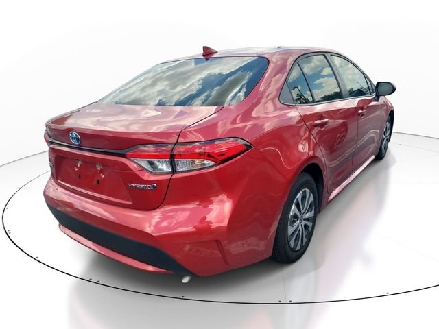 Used 2021 Red Toyota LE image 5