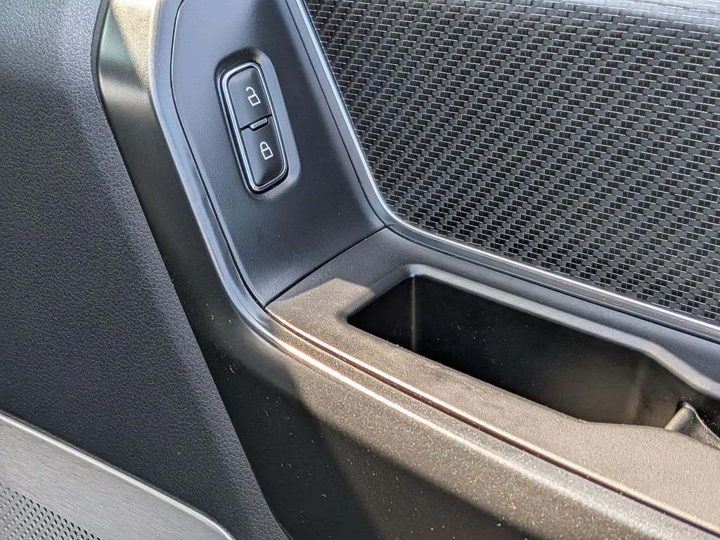 Used 2023 White Ford Raptor image 30